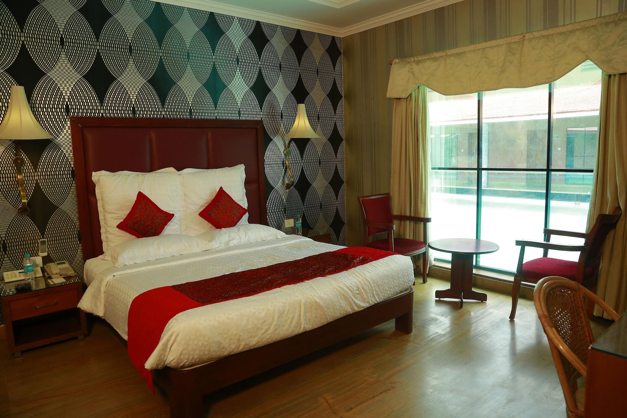 Saj Earth Resort & Convention Center , Kochi Недумбассери Экстерьер фото