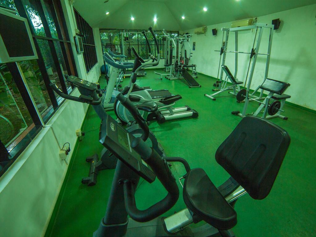 Saj Earth Resort & Convention Center , Kochi Недумбассери Экстерьер фото