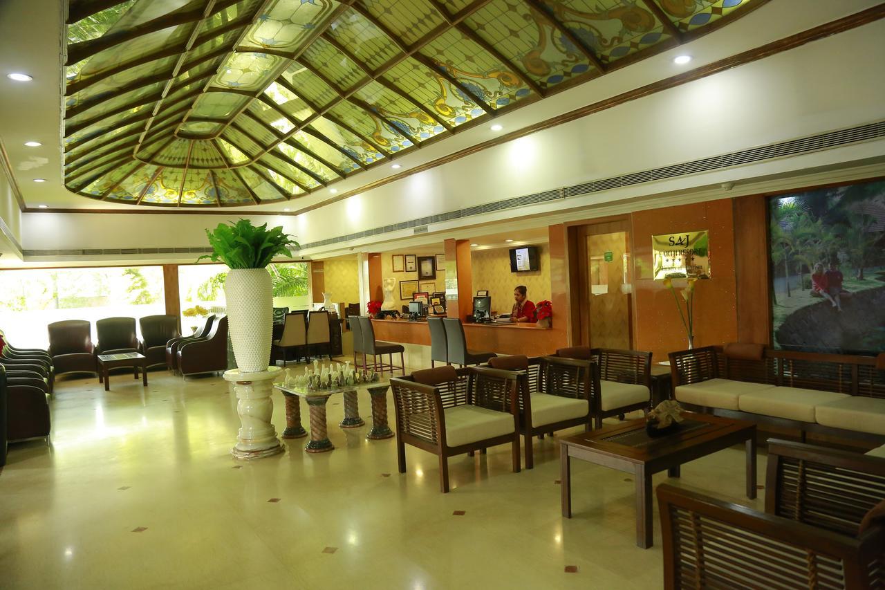 Saj Earth Resort & Convention Center , Kochi Недумбассери Экстерьер фото