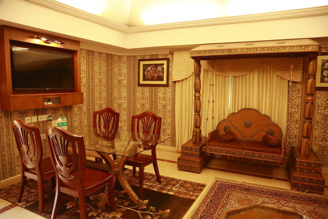 Saj Earth Resort & Convention Center , Kochi Недумбассери Экстерьер фото